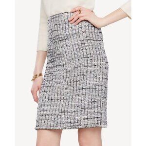 Ann Taylor Petite Tweed Pull-On Pencil Skirt Split Back Neutral WoolWomen Size 0